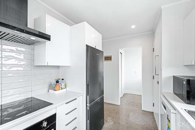 3/24 Mason Street Moera_6