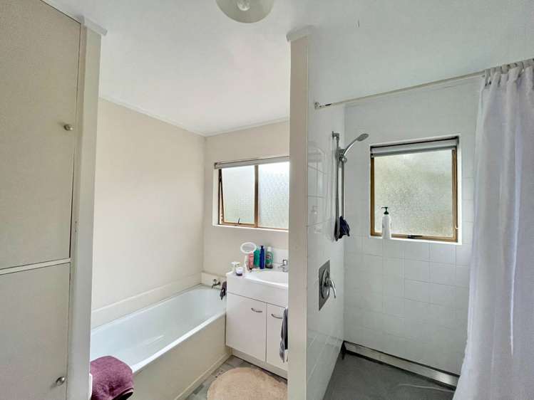 2/32 Stredwick Drive Torbay_4