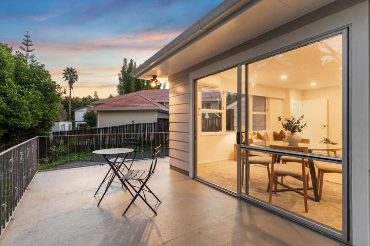 51 Cyclarama Crescent Massey_9