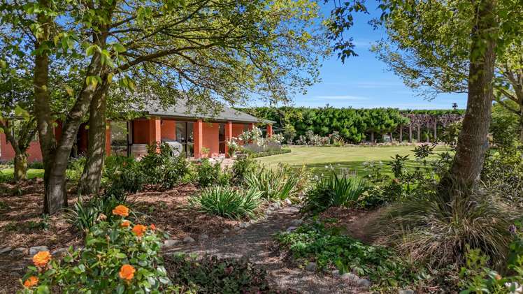 1483 Clintons Road Darfield_17