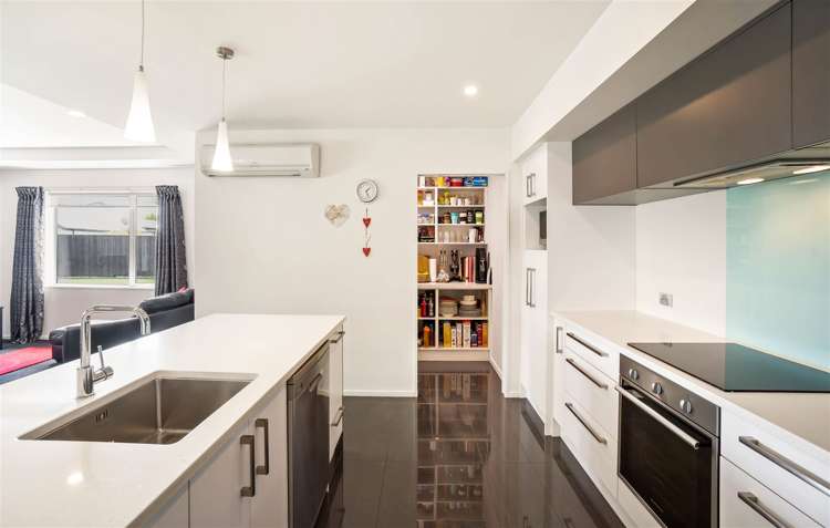 8c Manor Drive Rolleston_11