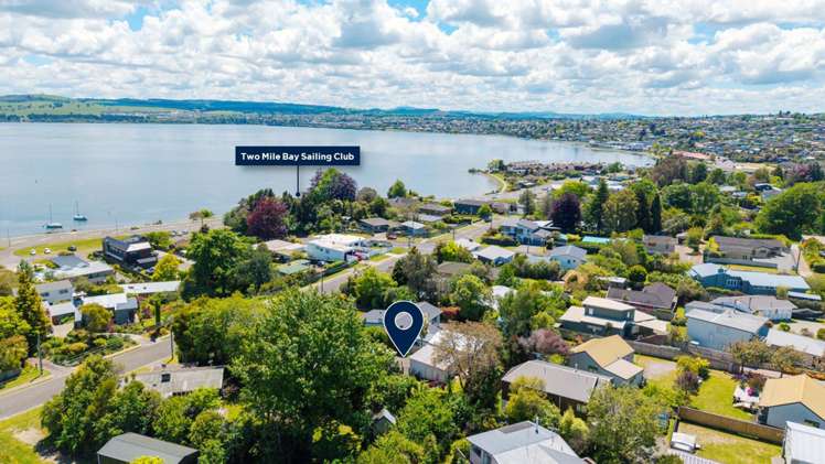 18 Otupai Street Two Mile Bay_1