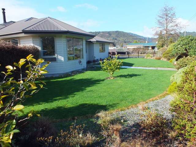 15 Main Street Reefton_1