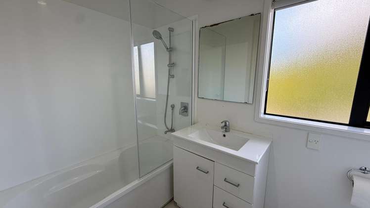 7/36 West Coast Road Glen Eden_9