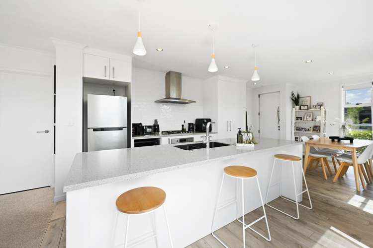 40 Voight Avenue Chartwell_6