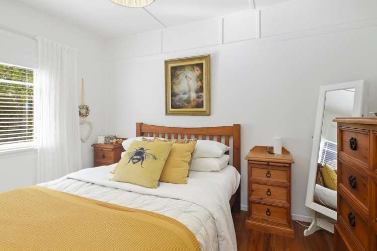 13 Trotter Avenue Waiomu_10