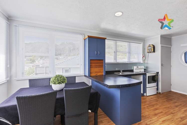 54 Holland Street Wainuiomata_1