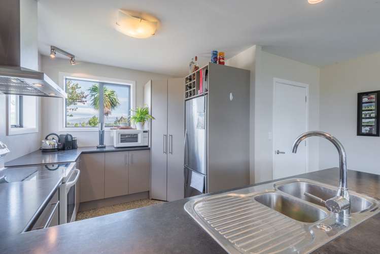 14 Paradise Place Lake Hawea_4