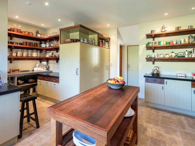 3396 Luggate-Cromwell Road Queensberry_11