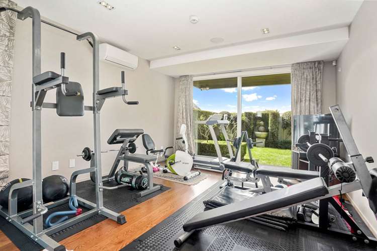 81 Seacliffe Avenue Narrow Neck_20