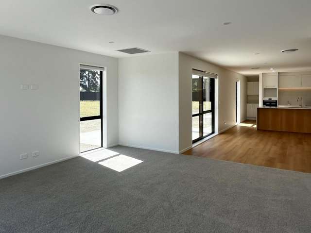 5 Ealing Lane Darfield_4