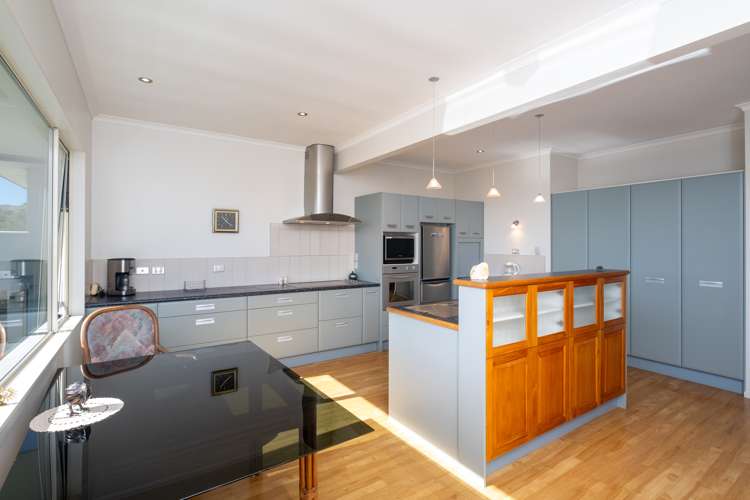 16 Busby Hill Havelock North_9