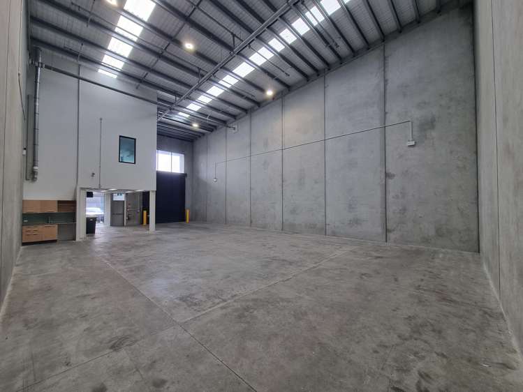 2/20 Highgate Parkway Silverdale_5