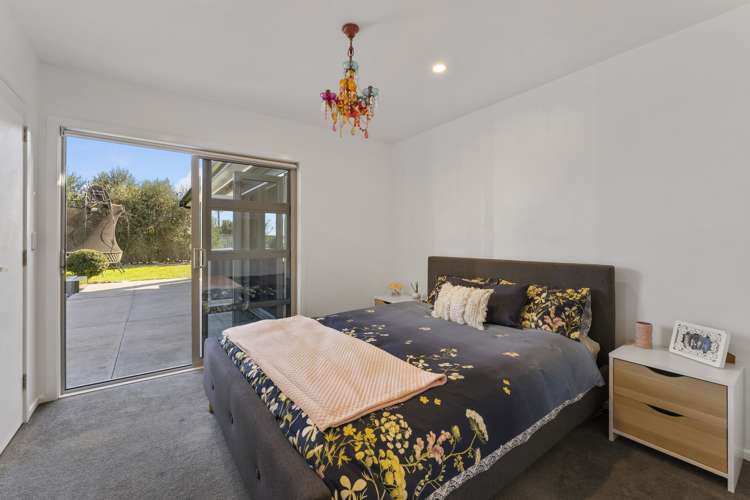 51 Waikawa Beach Road Manakau_10