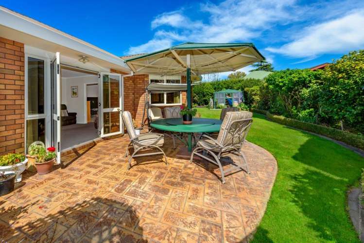 5 Patricia Place Harewood_12