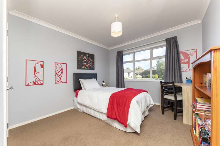 4 Crabb Fields Lane Riverhead_15