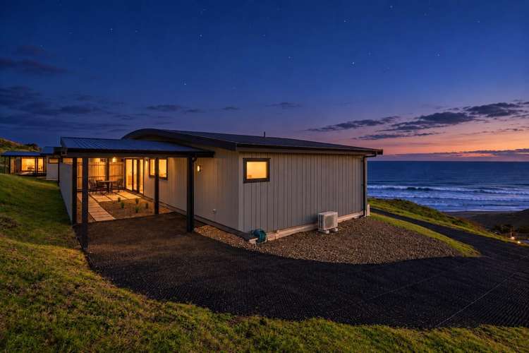 97/685 Karioitahi Road Waiuku_11