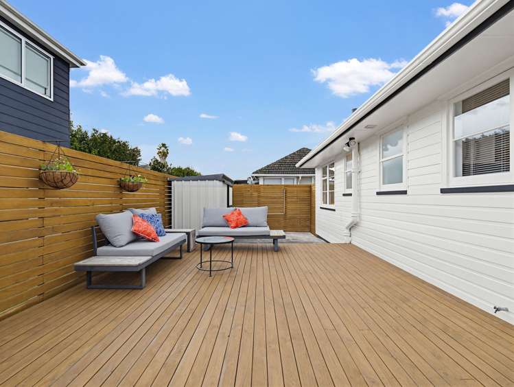 18 Buller Crescent Manurewa_15