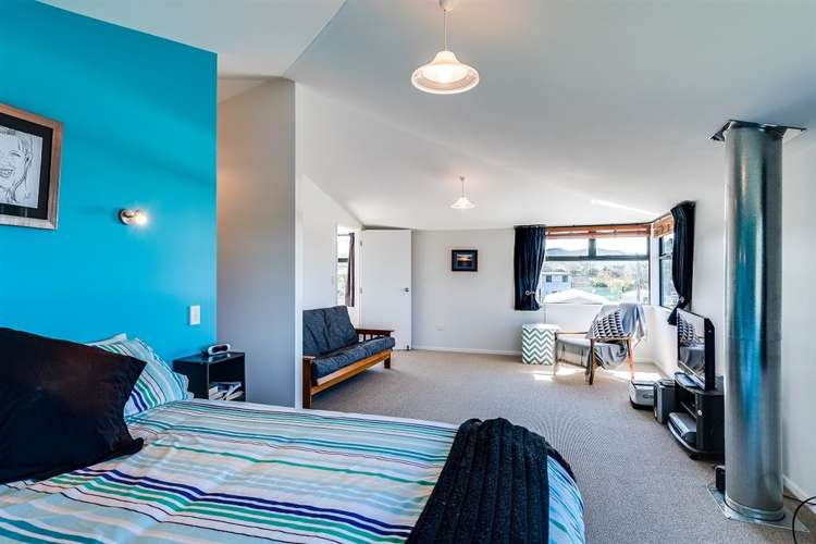 63 Gillies Crescent Waimarama_5