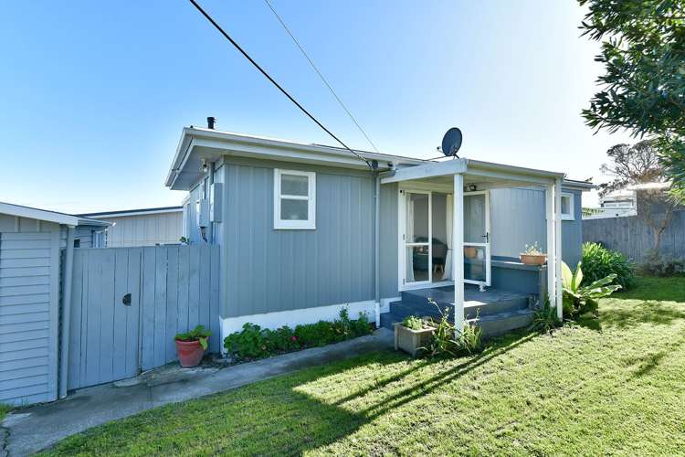 2b Iris Street Snells Beach_11