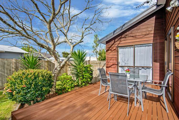 100 Chislehurst Street Henderson_16