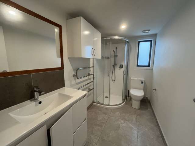 Unit/92 Harrington Road Henderson_3