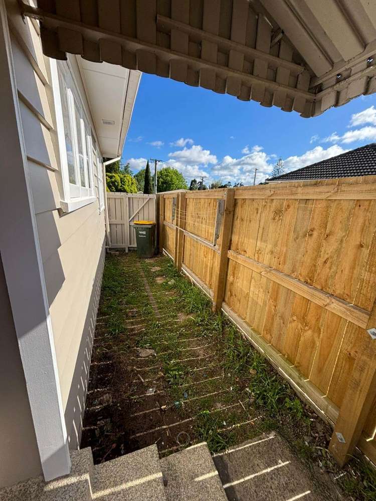 56 Landon Avenue Mangere East_19