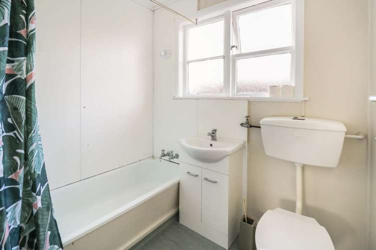 8 Compton Crescent 1353_8