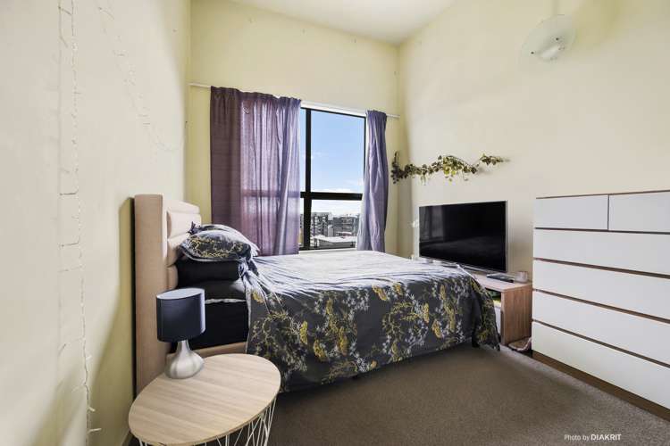 4q/51 Webb Street Mount Cook_8