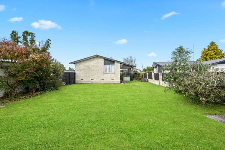 13 Marion Place Deanwell_12