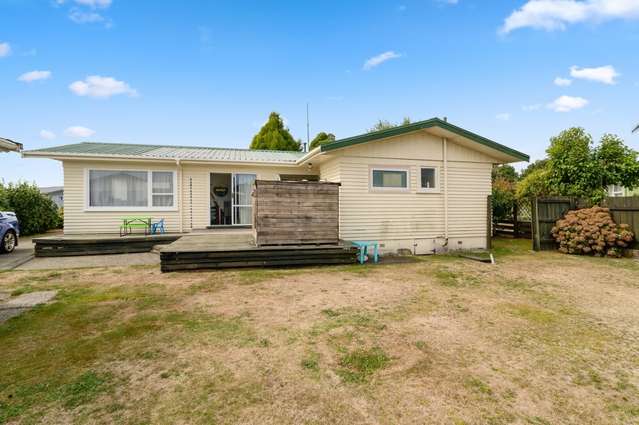 17 Clouston Crescent Fenton Park_1