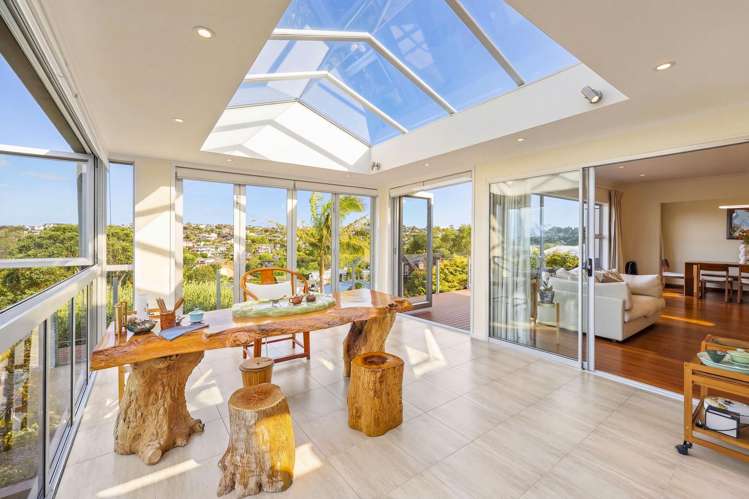 5A Colmar Road Mellons Bay_12