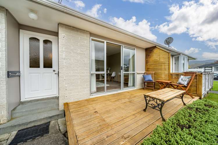 9b Haylock Grove Totara Park_8