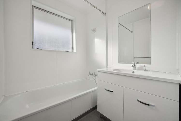 1/97 Hay Street Bromley_14