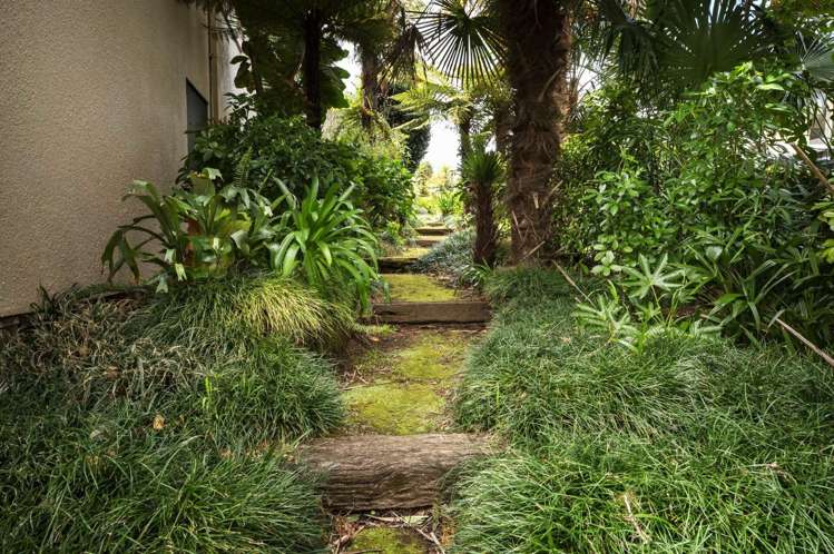 23 Goods Road Otumoetai_15