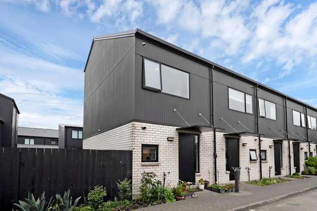 End Unit, North Facing and Affordable