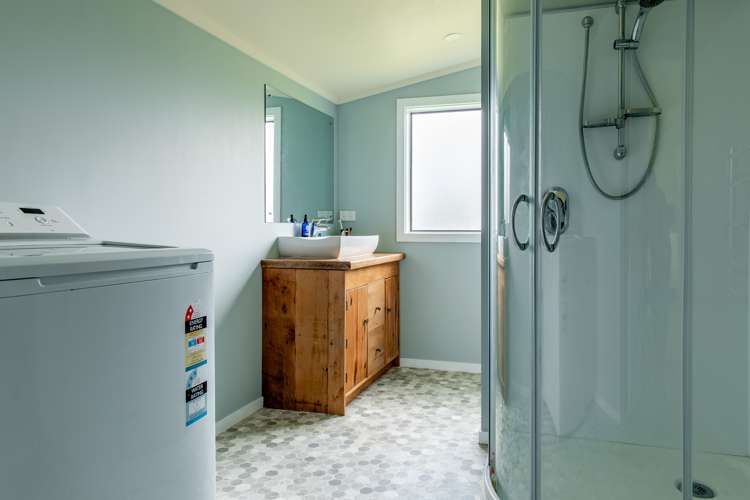 52 Mcgill Street Waimangaroa_5