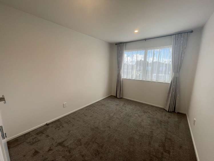 1B Waikaremoana Place Pakuranga Heights_13