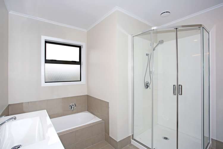 66 Wellington Street Pukekohe_15