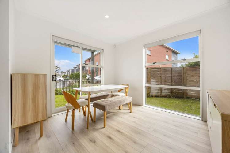 48 Vincent McGrath Crescent Swanson_6