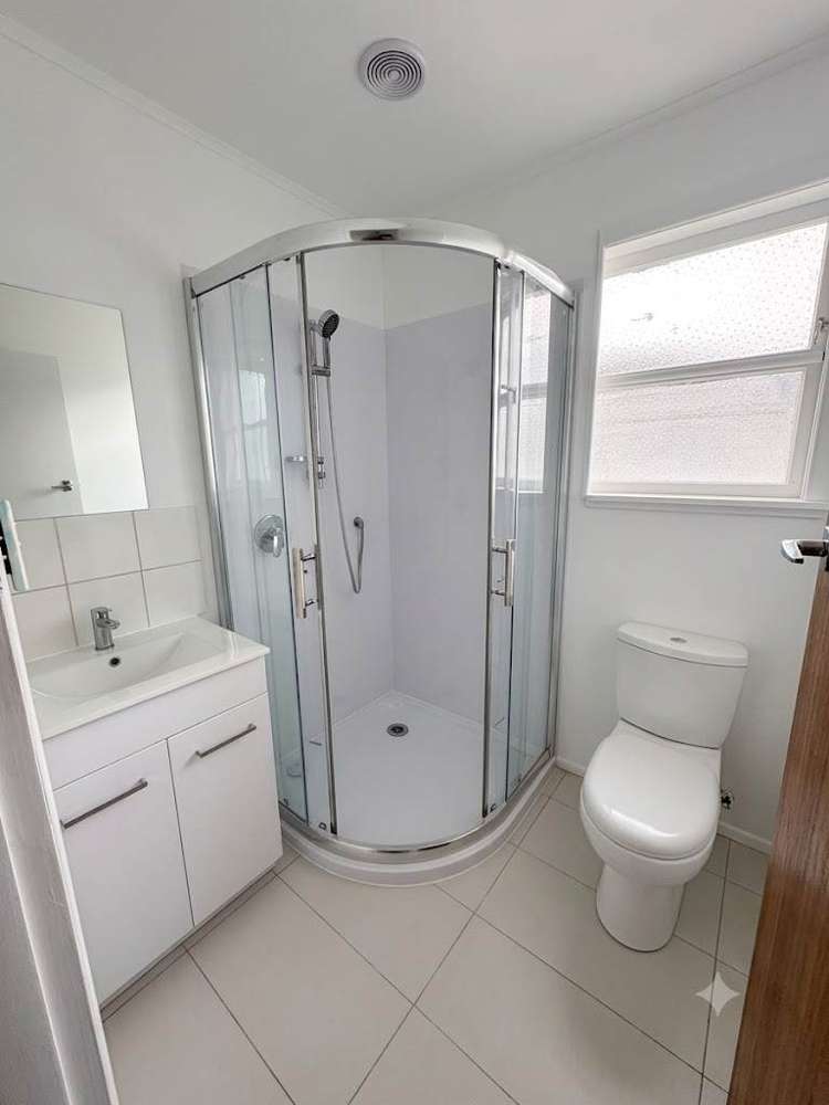 44 Convair Crescent Mangere_5