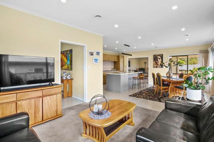 34 Redwood Crescent Hurdon_5