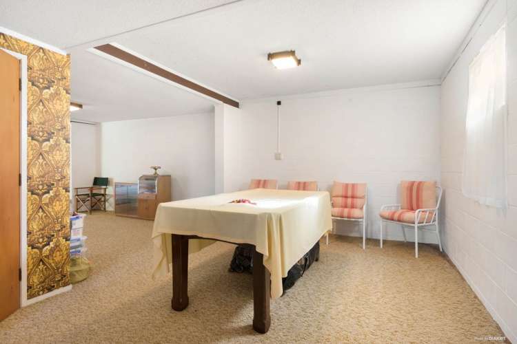 549 Beach Road Murrays Bay_24