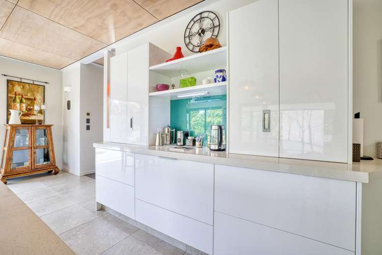 458A King Road_2