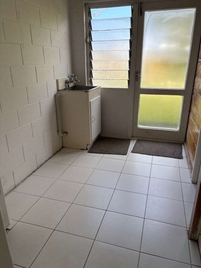 21 Meadway Sunnyhills_2