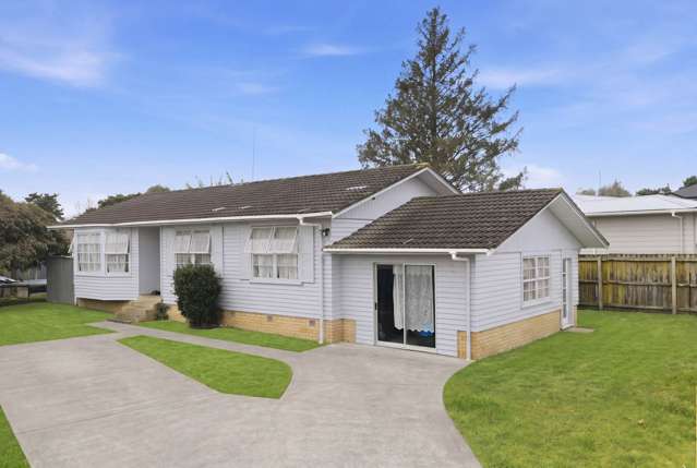 Unlock the Potential on this 607m² Site
