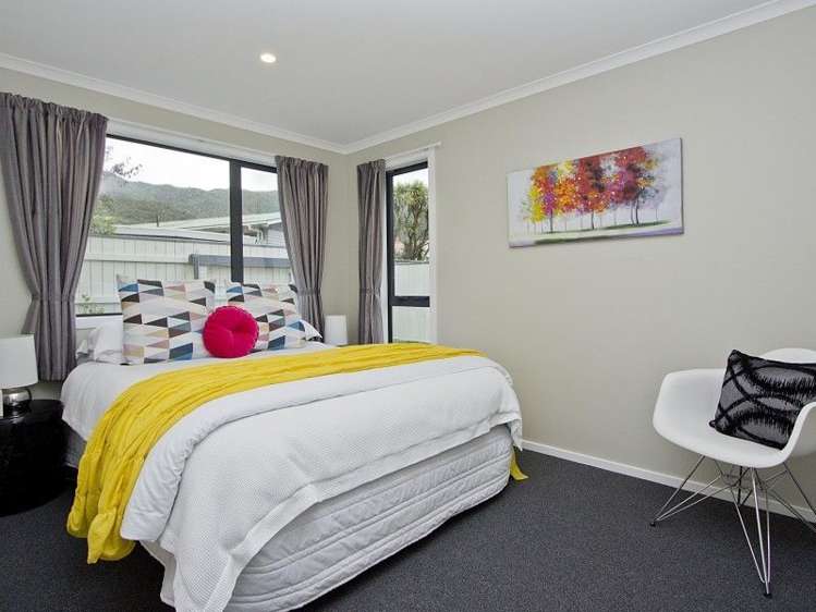 23 Fraser Colman Grove Wainuiomata_9