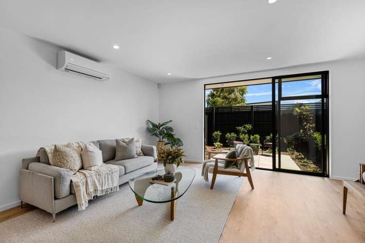 3/17 Donald Place Merivale_5