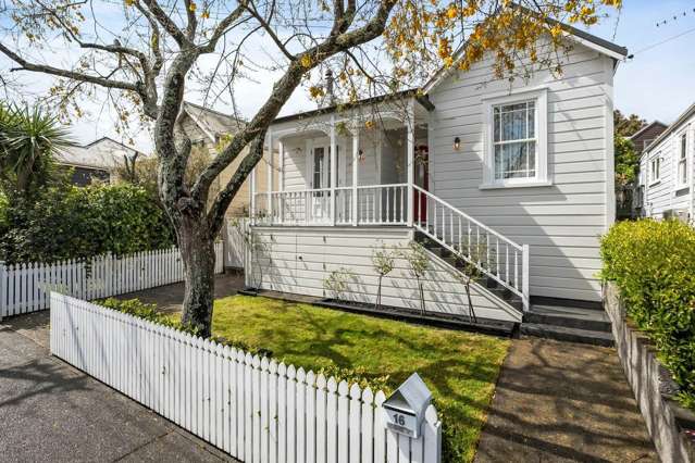 Newly Renovated Cottage Villa In Top School Zone