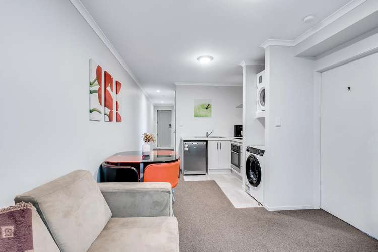 B/8/30 Hunter Street 500063_8